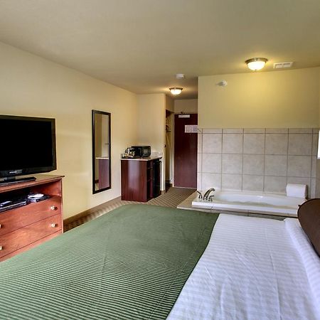 Cobblestone Inn & Suites - Hartington Kültér fotó