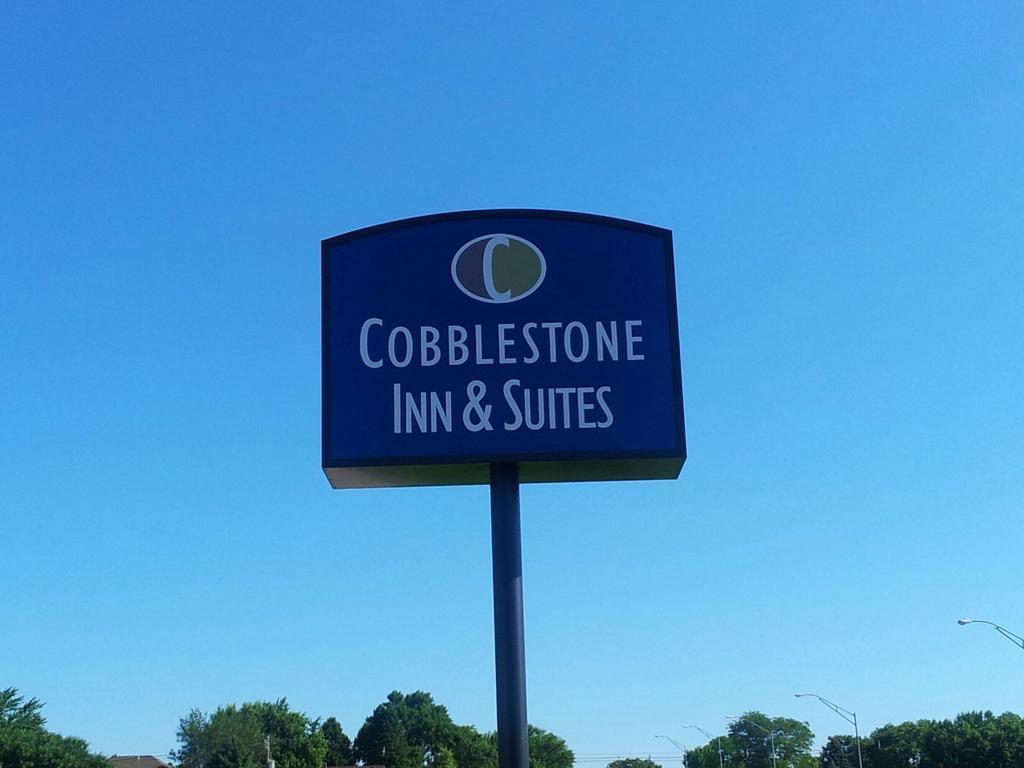 Cobblestone Inn & Suites - Hartington Kültér fotó