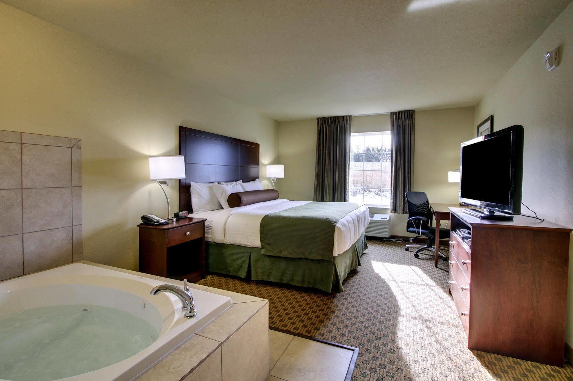 Cobblestone Inn & Suites - Hartington Kültér fotó